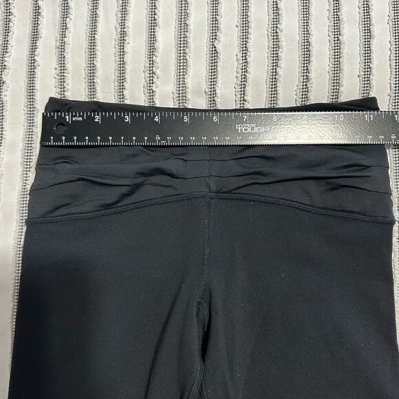 Lululemon Ruched Waist And Side Bottom Black Capri Leggings Size 4 Yoga Athletic - Picture 8 of 11